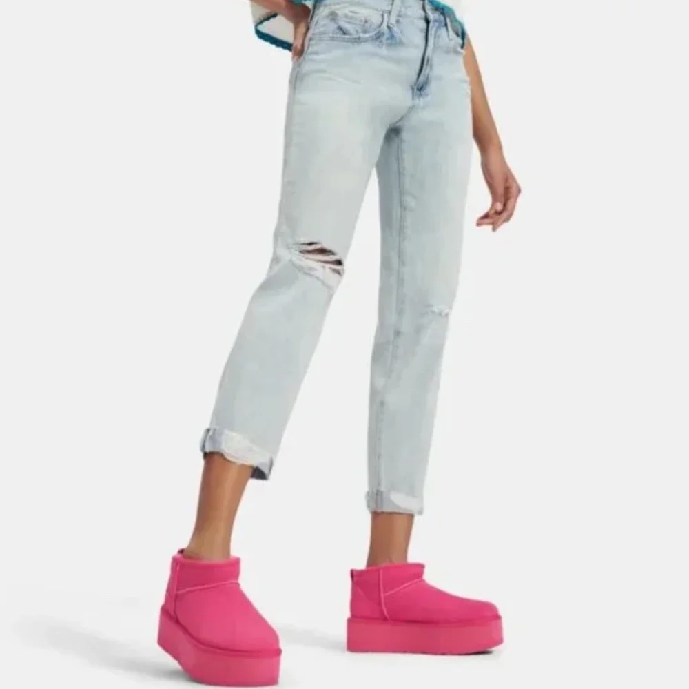 Ugg Mini Platform in Sand Unisex Women size 9 - Picture 11 of 13